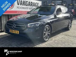 Zwart Gebruikt 2021 Mercedes E300 Avantgarde Stationwagen | € 33.750 (Goede deal)