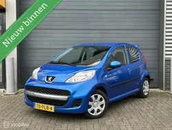 Blauw Gebruikt 2011 Peugeot 107 Hatchback | € 1.750 (Goede deal)