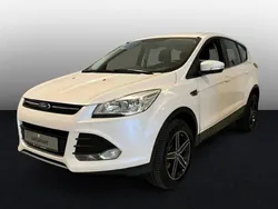 Wit Gebruikt 2016 Ford Kuga Titanium SUV | € 14.950 (Eerlijke prijs)
