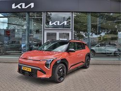 Oranje Nieuw 2025 Kia EV3 4 SUV | € 47.781