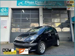 Zwart Gebruikt 2005 Peugeot 1007 Hatchback | € 1.999 (Eerlijke prijs)