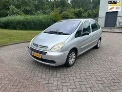Grijs Gebruikt 2007 Citroën Xsara Picasso MPV | € 999 (Duur)