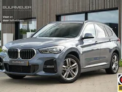 Grijs, metallic lak Gebruikt 2021 BMW X1 Executive SUV | € 33.900 (Eerlijke prijs)
