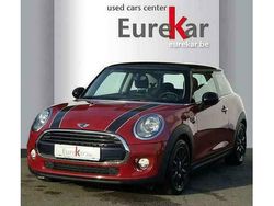 Rood Gebruikt 2016 Mini Cooper Hatchback | € 14.990 (Eerlijke prijs)