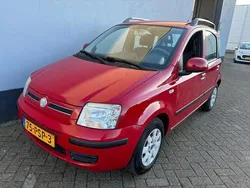 Rood Gebruikt 2011 Fiat Panda Hatchback | € 2.950 (Eerlijke prijs)