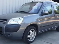 Grijs Gebruikt 2004 Citroën Berlingo MPV | € 2.500 (Iets duurder)