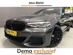 Grijs Gebruikt 2021 BMW 530 Executive Stationwagen | € 34.950 (Eerlijke prijs)