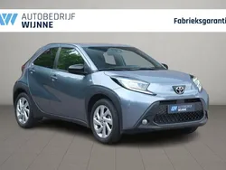 Grijs Gebruikt 2024 Toyota Aygo Connect Style Hatchback | € 18.450 (Eerlijke prijs)