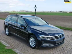 Zwart Gebruikt 2019 VW Passat Comfortline Stationwagen | € 14.520 (Goede deal)