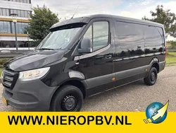 Zwart Gebruikt 2018 Mercedes Sprinter Van | € 22.000