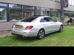 Zilver Gebruikt 2016 Mercedes E220 Prestige Sedan | € 24.750 (Duur)