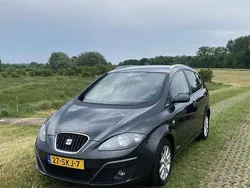 Grijs Gebruikt 2011 Seat Altea XL Copa MPV | € 2.950 (Eerlijke prijs)