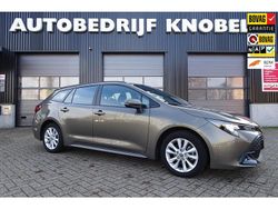 Groen Gebruikt 2023 Toyota Corolla Hybrid Active Stationwagen | € 25.450 (Eerlijke prijs)