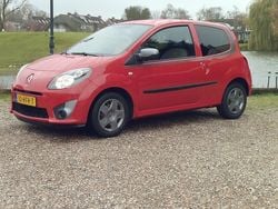 Rood Gebruikt 2011 Renault Twingo Collection Hatchback | € 2.450 (Eerlijke prijs)