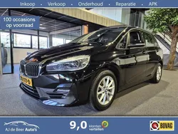 Zwart Gebruikt 2018 BMW 218 Executive Stationwagen | € 19.990 (Eerlijke prijs)