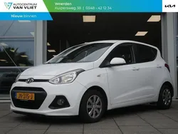 Wit Gebruikt 2016 Hyundai i10 Comfort Hatchback | € 8.390 (Eerlijke prijs)