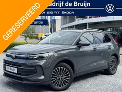 Grijs Gebruikt 2024 VW Tiguan Edition SUV | € 41.850 (Goede deal)