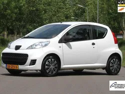 Wit Gebruikt 2009 Peugeot 107 Hatchback | € 2.250 (Eerlijke prijs)