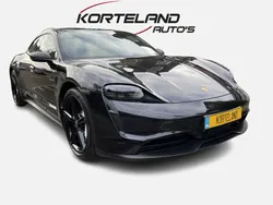 Zwart Gebruikt 2021 Porsche Taycan Performance Package Sedan | € 101.145