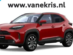 Rood Nieuw 2024 Toyota Yaris Cross Comfort SUV | € 36.530 (Eerlijke prijs)
