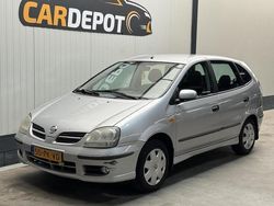 Grijs Gebruikt 2004 Nissan Almera Tino Acenta MPV | € 1.399 (Eerlijke prijs)