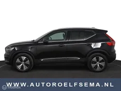 Zwart Gebruikt 2021 Volvo XC40 Inscription SUV | € 28.950 (Eerlijke prijs)