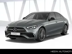 Grijs Nieuw 2025 Mercedes C300e Business Sedan | € 63.430 (Goede deal)