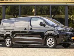 Zwart Gebruikt 2024 Opel Vivaro S Van | € 29.950 (Eerlijke prijs)
