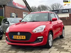 Rood Gebruikt 2018 Suzuki Swift Hatchback | € 13.440 (Eerlijke prijs)