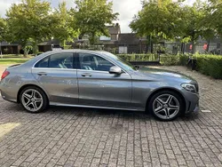 Grijs Gebruikt 2019 Mercedes C200 Premium Sedan | € 25.000 (Goede deal)