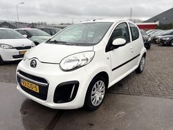 Wit (metallic) Gebruikt 2012 Citroën C1 Hatchback | € 2.750 (Eerlijke prijs)