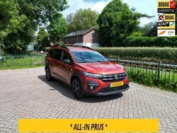 Bruin, metallic lak Gebruikt 2022 Dacia Jogger Comfort MPV | € 21.250 (Eerlijke prijs)