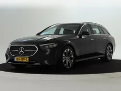 Zwart Gebruikt 2024 Mercedes E300 Luxury Stationwagen | € 52.945 (Super prijs)