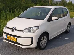 Wit Gebruikt 2017 VW up! Beats Hatchback | € 6.600 (Eerlijke prijs)