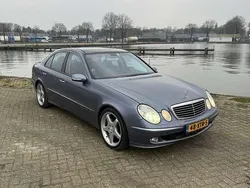 Blauw Gebruikt 2003 Mercedes E500 Avantgarde Sedan | € 7.500 (Super prijs)