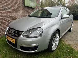 Grijs Gebruikt 2009 VW Jetta Comfortline Sedan | € 3.745 (Iets duurder)