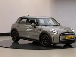 Grijs Gebruikt 2021 Mini Cooper Essential Hatchback | € 21.445 (Eerlijke prijs)
