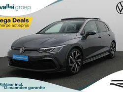 Grijs Gebruikt 2023 VW Golf VIII Business Hatchback | € 32.900 (Eerlijke prijs)