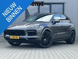 Grijs Gebruikt 2019 Porsche Cayenne SUV | € 58.950