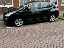 Zwart Gebruikt 2011 Peugeot 3008 MPV | € 6.500 (Iets duurder)
