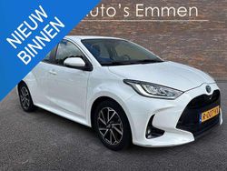 Wit Gebruikt 2023 Toyota Yaris Hybrid Hatchback | € 16.499 (Eerlijke prijs)