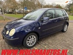 Blauw Gebruikt 2004 VW Polo Comfortline Hatchback | € 999 (Goede deal)