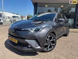 Grijs Gebruikt 2019 Toyota C-HR Style SUV | € 20.495 (Eerlijke prijs)