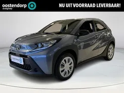 Blauw Nieuw 2024 Toyota Aygo Play Hatchback | € 21.350 (Eerlijke prijs)