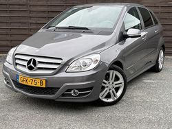 Grijs Gebruikt 2010 Mercedes B200 MPV | € 8.950 (Duur)