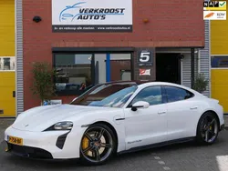 Wit Gebruikt 2020 Porsche Taycan Turbo Sedan | € 68.750