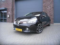 Zwart (metallic) Gebruikt 2014 Renault Clio IV Dynamique Hatchback | € 6.900 (Goede deal)