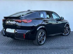 Zwart Gebruikt 2024 BMW iX2 M Sport SUV | € 52.900 (Super prijs)