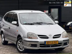Grijs Gebruikt 2003 Nissan Almera Tino MPV | € 1.499 (Eerlijke prijs)