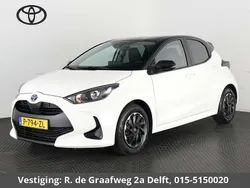 Wit Gebruikt 2022 Toyota Yaris Hybrid Active Hatchback | € 19.900 (Eerlijke prijs)
